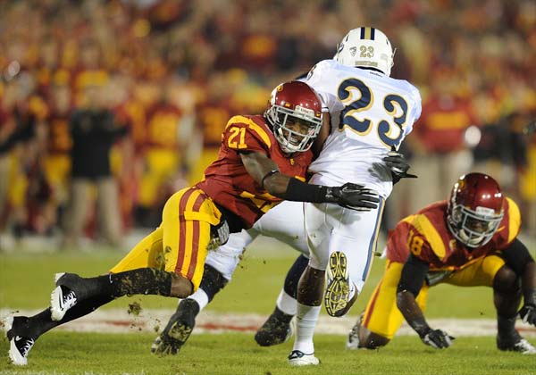 Nickell Robey tackles UCLA