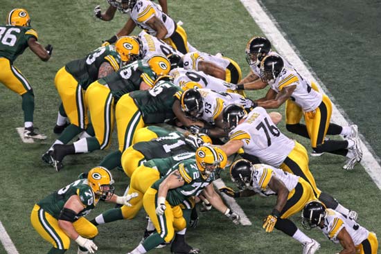 Pittsburgh Steelers and Green Bay Packers Battle